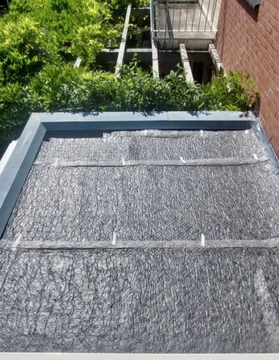 Drainagelaag met gesloten overlappingen