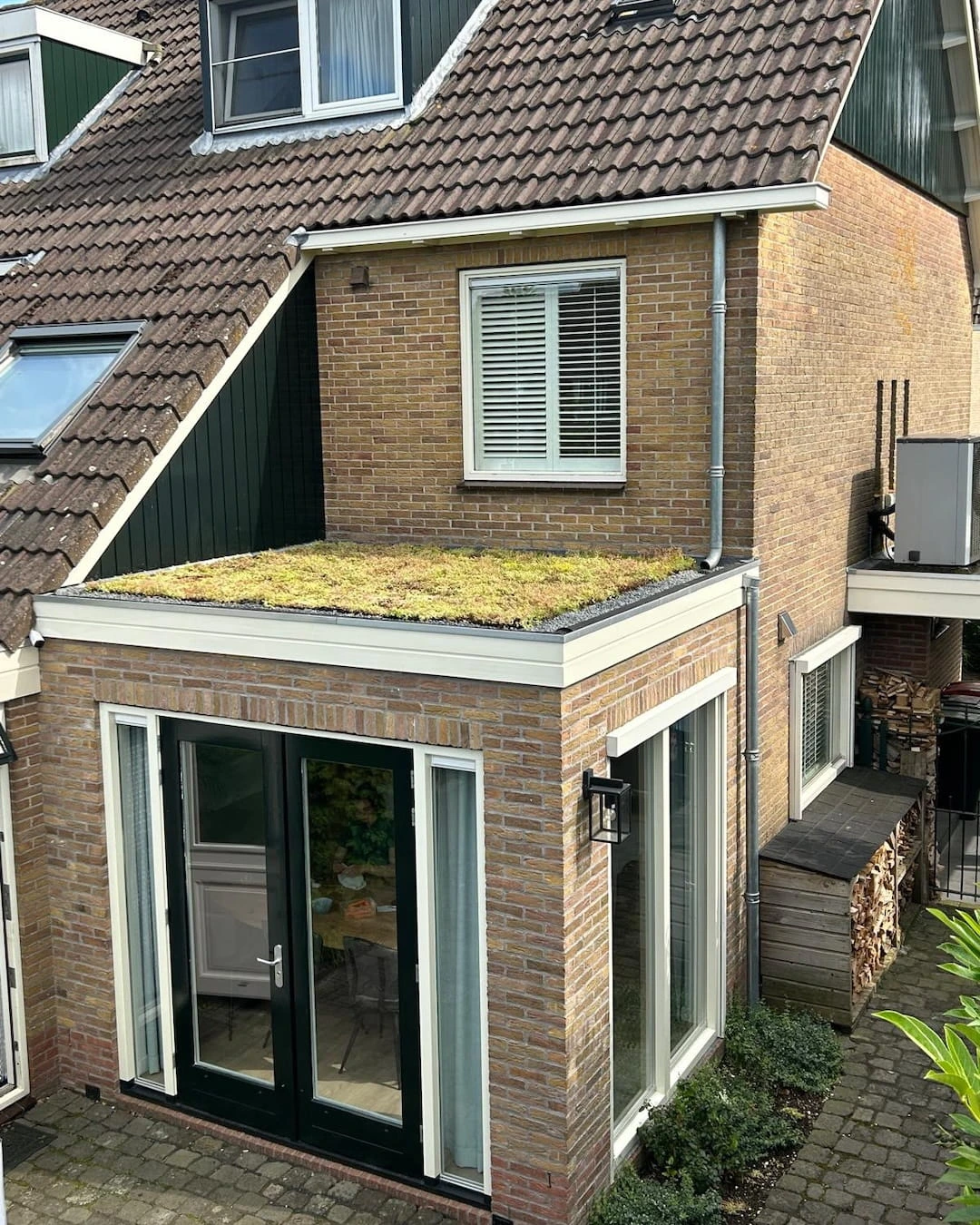 Sedumdak op uitbouw in Ilpendam 11𝐦²